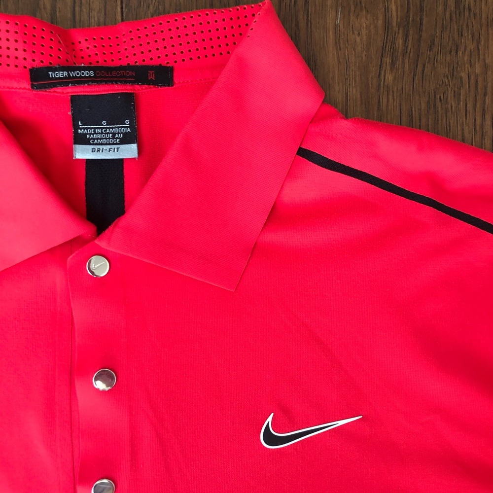 Tiger Woods Nike Golf Shirt